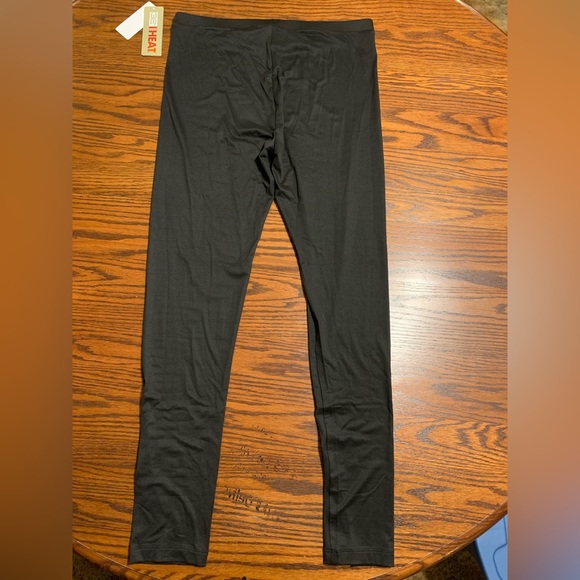 32 Degrees Black Leggings - Picture 3 of 3